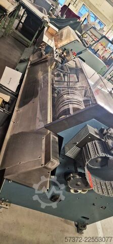 Fadenheftmaschine Smyth/Freccia F120