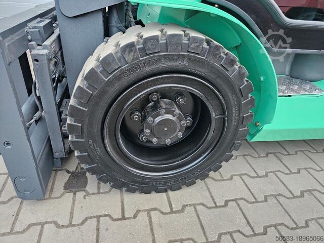 LPG Forklifts Mitsubishi FG35NT