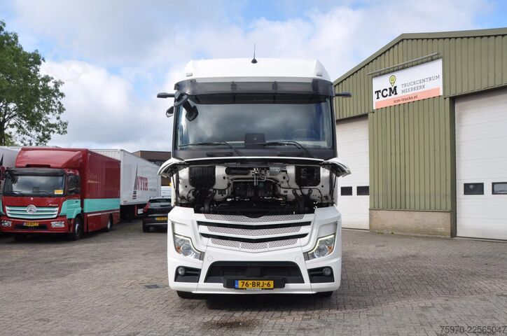 Standard-SZM Mercedes-Benz Actros 2645 6X2 2021 406.472km