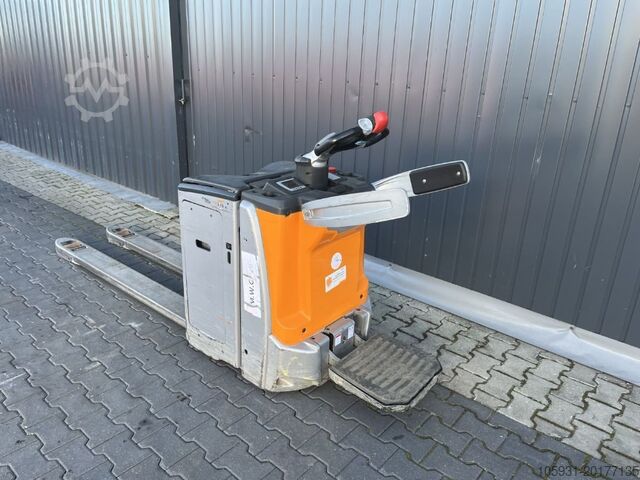 Electric Pallet Truck Still EXH-SF20