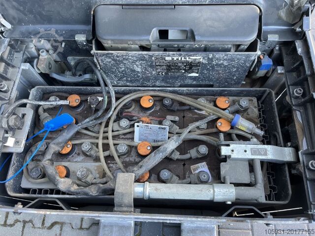 Electric Pallet Truck Still EXH-SF20