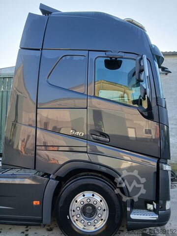Tractor unit volvo FH 540