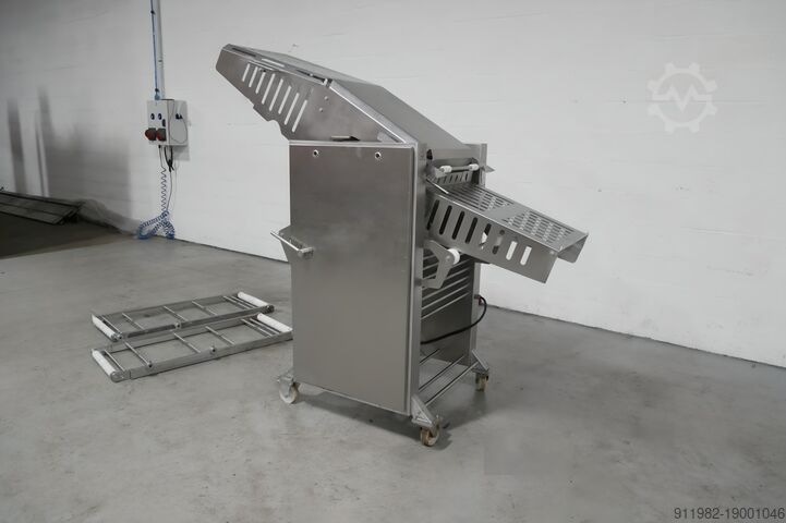 Meat processing machine  Trancheur Nock