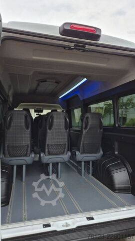 Kleinbus PEUGEOT Boxer 9 Sitzer Airline Boden Ducato Movano
