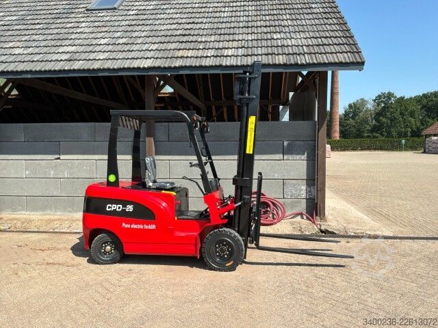 Forklift  