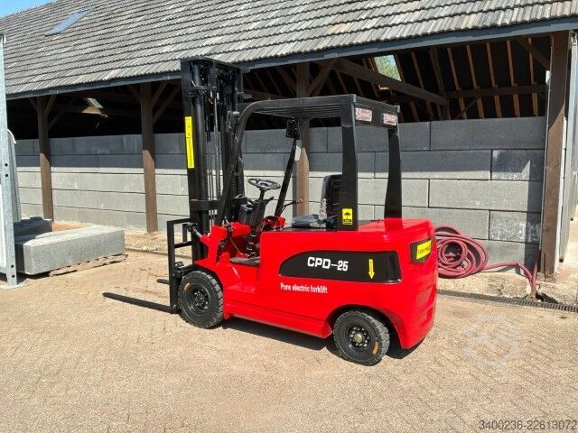 Forklift  