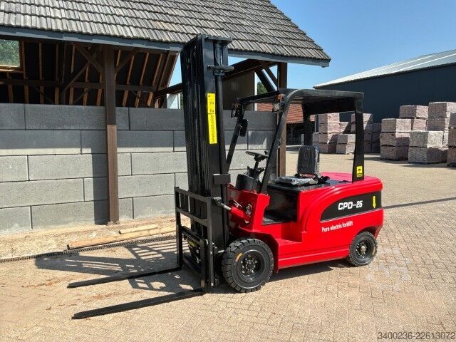 Forklift  