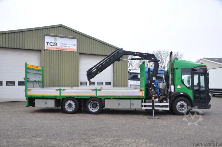 Crane truck Renault D 320 6X2 HIAB 111 + REMOTE / RETARDER 161.692km