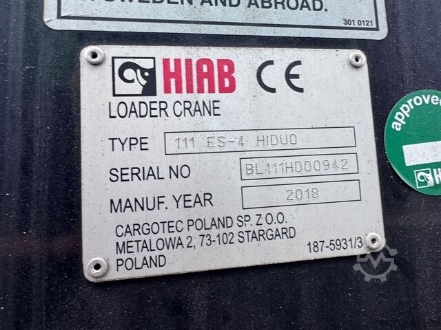 Crane truck Renault D 320 6X2 HIAB 111 + REMOTE / RETARDER 161.692km