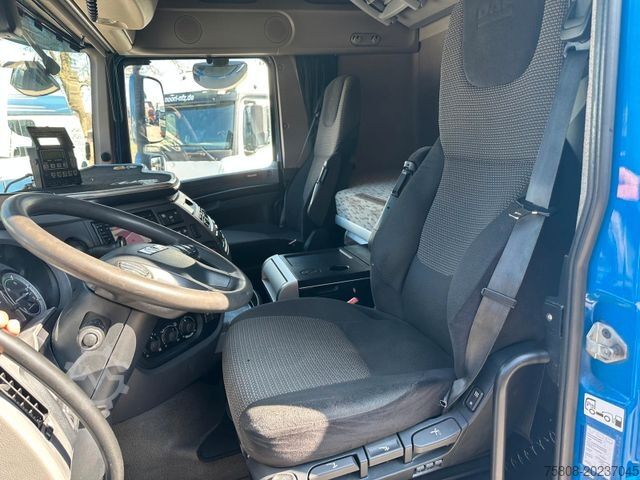 Refrigerated truck DAF XF440  Kühlkoffer Carrier Bi-Temp 1250Mt LBW 2t.