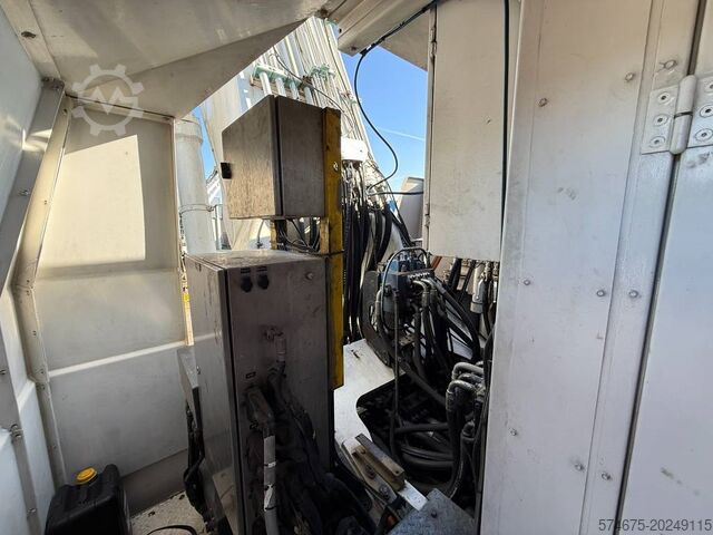 Crawler excavator Mantsinen 160 R