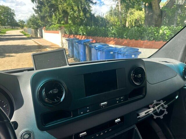 Van Mercedes-Benz Sprinter 319 STX 1-2 Pferde Hengsttrennung