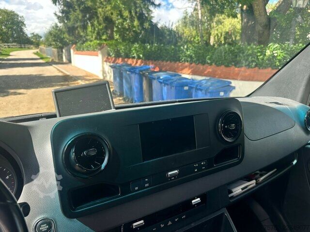 Van Mercedes-Benz Sprinter 319 STX 1-2 Pferde Hengsttrennung