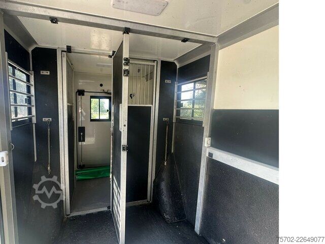 Van Mercedes-Benz Sprinter 319 STX 1-2 Pferde Hengsttrennung