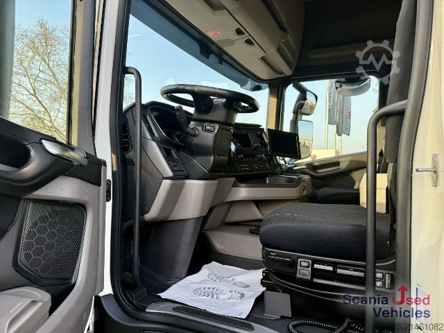 Hazardous materials truck Scania R 450 NA - ADR EX-III / FL - HIGHLINE - SCR ONLY