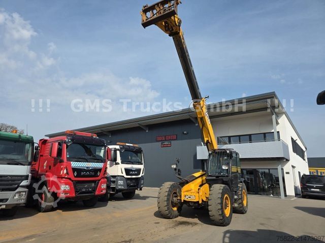 Wheel loader JCB 550-80 WM / 4X4 / 5ton / 8m / German