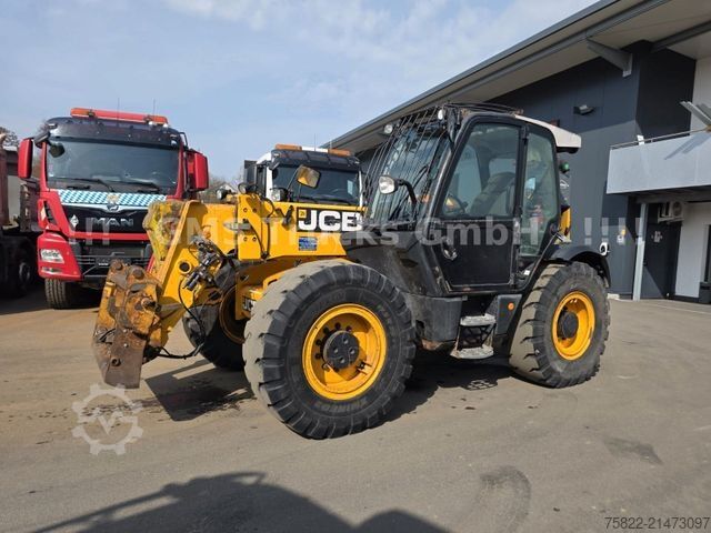 Wheel loader JCB 550-80 WM / 4X4 / 5ton / 8m / German