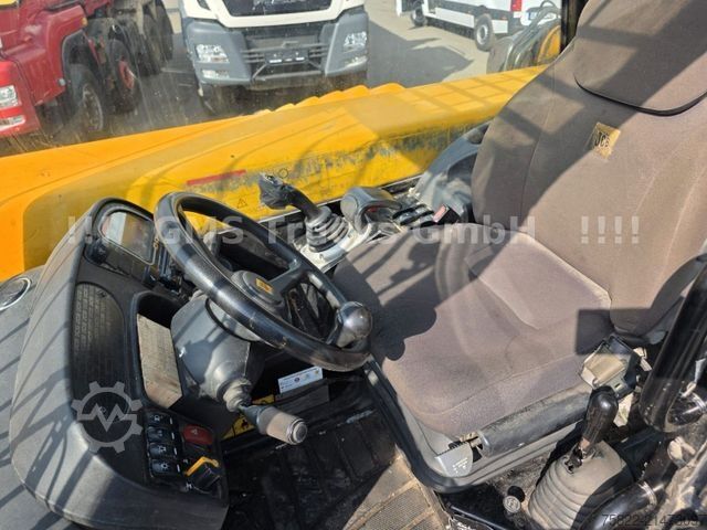 Wheel loader JCB 550-80 WM / 4X4 / 5ton / 8m / German