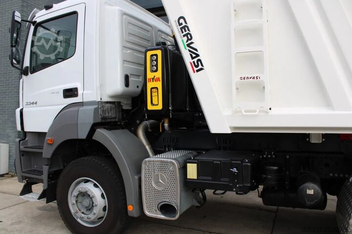 Tipper Mercedes-Benz Axor 3344 K 6x4 Tipper Truck