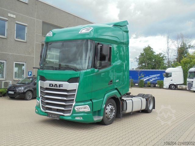 Volumen SZM DAF XF480 FT Low Deck Sleeper High Cab Climate LCV