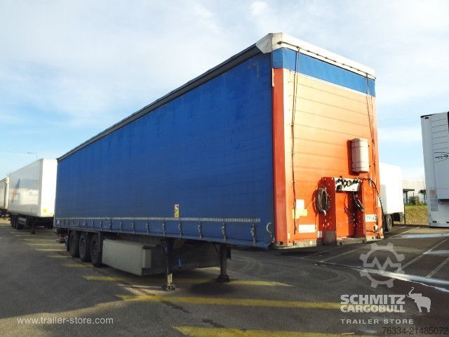 Auflieger mit Pritsche & Plane Schmitz Cargobull Semitrailer Curtainsider Standard Hayon