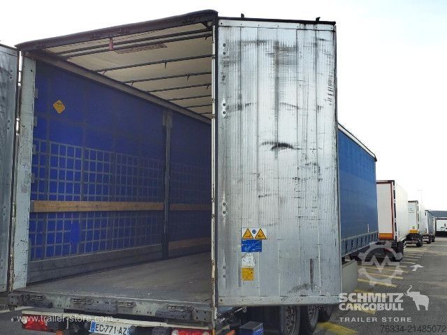Auflieger mit Pritsche & Plane Schmitz Cargobull Semitrailer Curtainsider Standard Hayon
