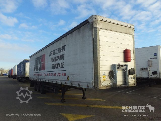 Auflieger mit Pritsche & Plane Schmitz Cargobull Semitrailer Curtainsider Standard