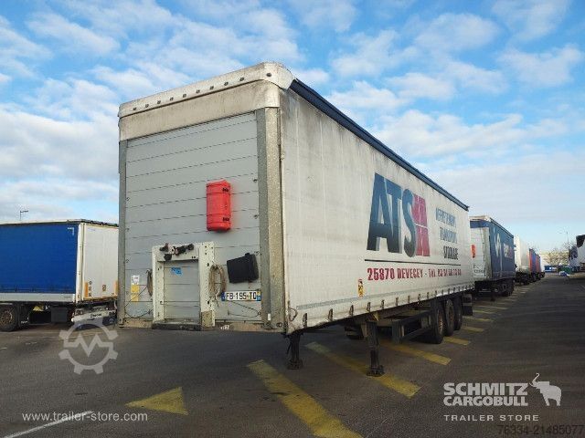 Auflieger mit Pritsche & Plane Schmitz Cargobull Semitrailer Curtainsider Standard