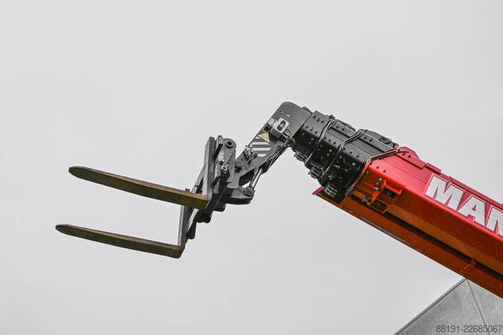 Telehandler Manitou MRT 3255