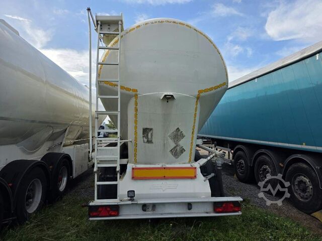 Siloauflieger SPITZER 55 cbm 6 Kammern, 6 Dockdeckel,  ALCOA LM