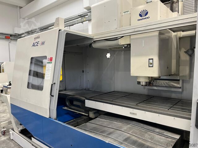 Vertikales Bearbeitungszentrum DAEWOO ACE - 850