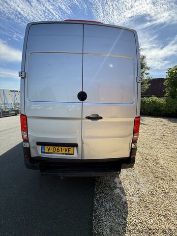High top van VW Crafter