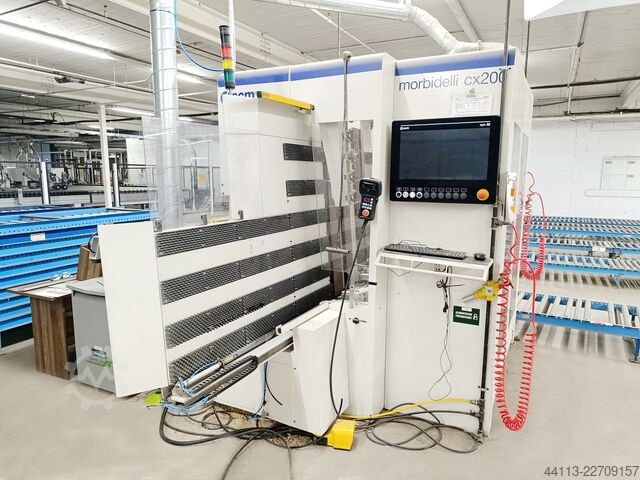 3-Achs (X-Y-Z) CNC-BEARBEITUNGSZENTRUM MORBIDELLI (SCM Group) CX 200