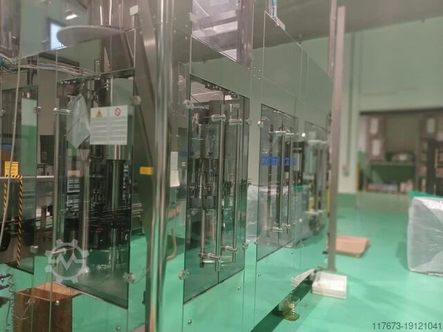Used Filling Monoblock Alfatek for olive oil 1500 bph Alfatek MBV 9/1 VOLUMETRICA SABRY