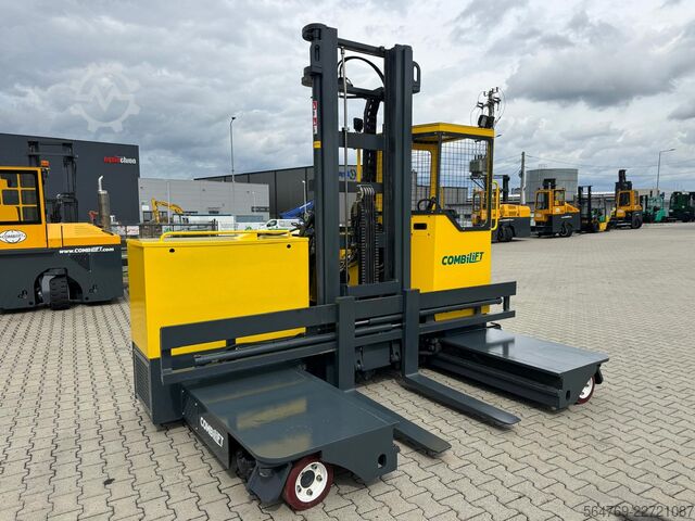Vierwegestapler Combilift C4000STE / Electric / Battery 2023 year
