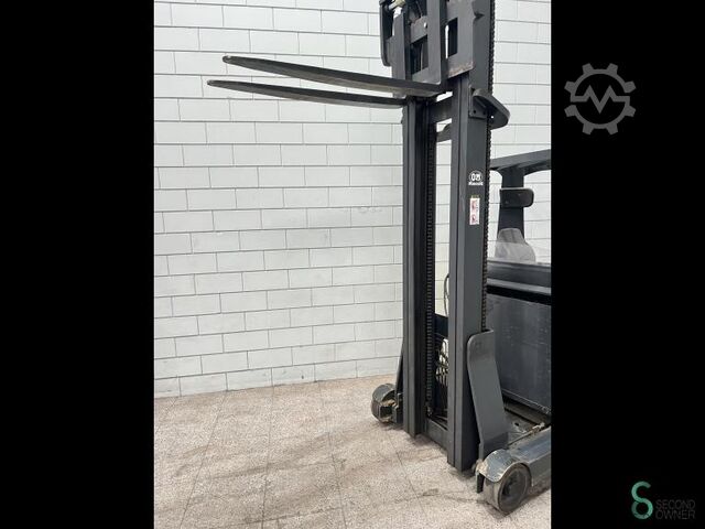 Reachtruck OM Thesi B2 K23