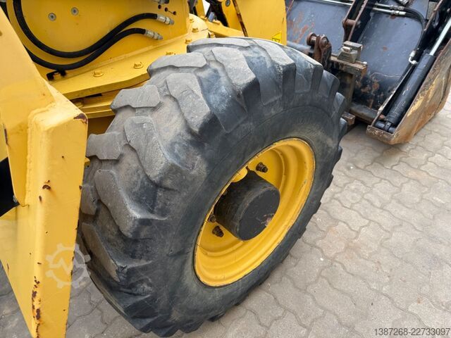 Radlader YANMAR V70S Schwenklader / 2017 BJ / Schaufel + Gabel