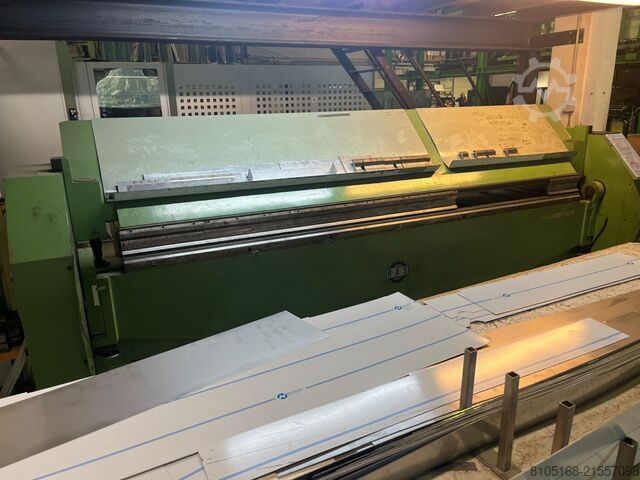 Schwenkbiegemaschine RAS 67.30