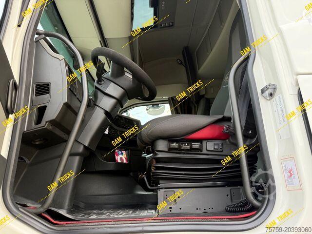 Truck with flatbed and tarpaulin Volvo FH13.460 Globetrotter Pritsche 8.20m EU6