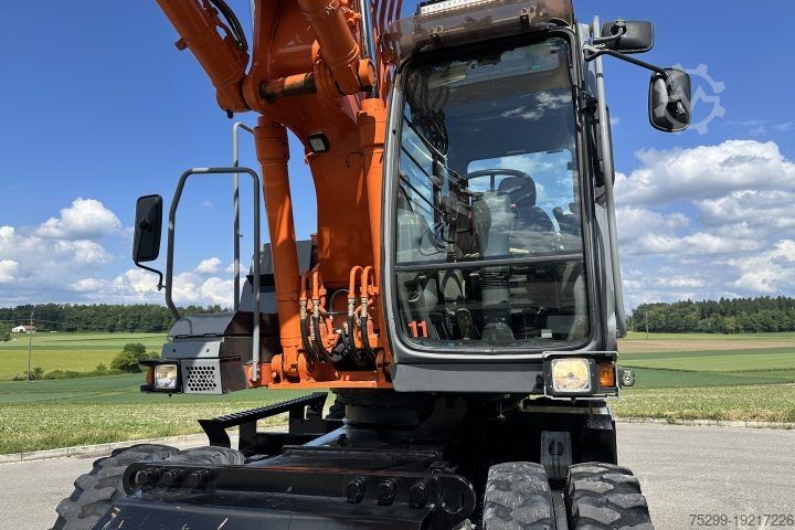 Kettenbagger Hitachi ZX210W Lehnhoff Schnellwechsler / Swiss-Vehicle