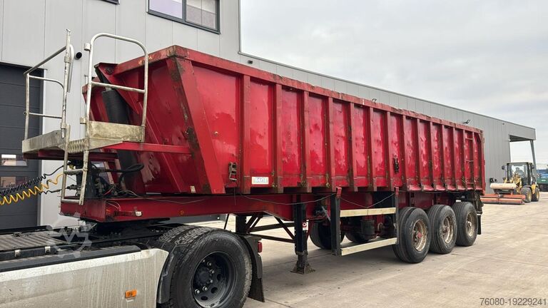 Tipper MOL K85F/27TRI/39ST (DRUM BRAKES / TIPPER AND CHASS...