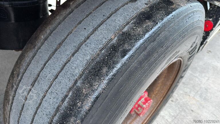 Tipper MOL K85F/27TRI/39ST (DRUM BRAKES / TIPPER AND CHASS...