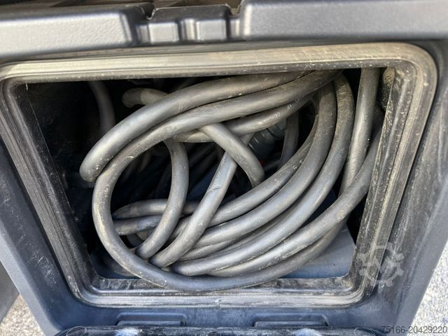 Refrigerator body van MERCEDES-BENZ ATEGO 818 L Tiefkühlkoffer 5 m LBW 1 to.*THERMO