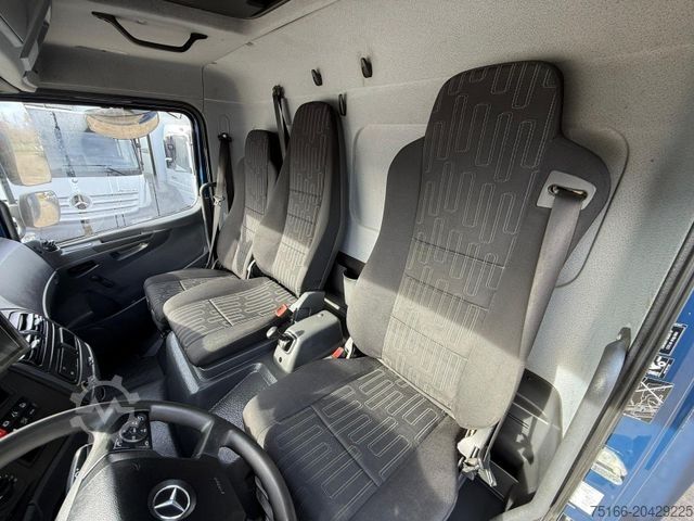 Pick-up van MERCEDES-BENZ ATEGO 823 L Pritsche 6,20 m*Luft HA*3-Sitzer*AHK