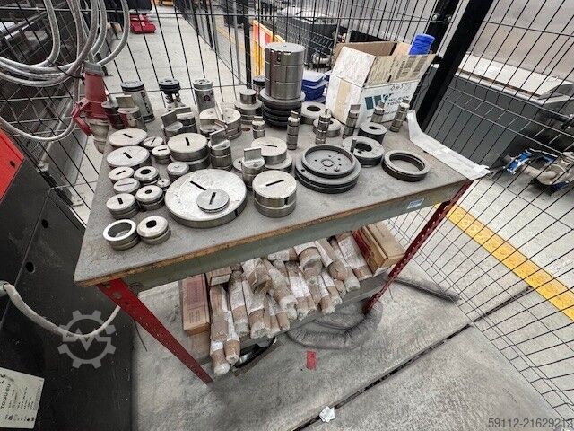 Laserschneidmaschine Amada EM2510 NT + MP 300