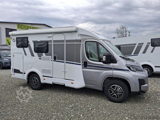 Teilintegriertes Wohnmobil CARADO V 132