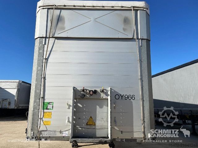 Open semitrailer with tarp Schmitz Cargobull Semitrailer Curtainsider Mega