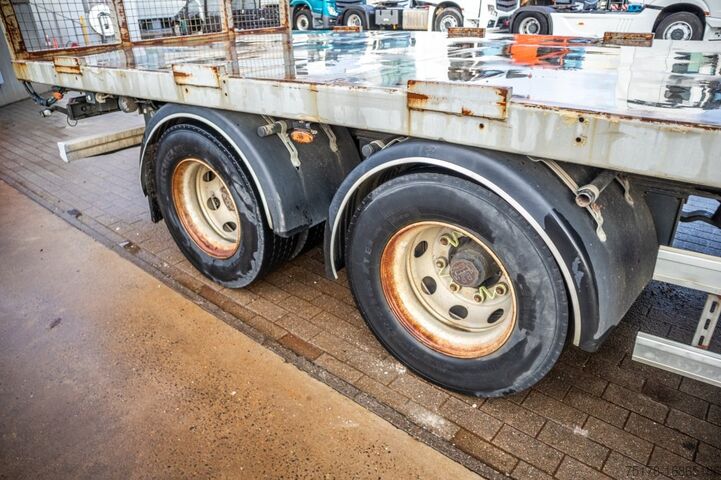 Open body LECITRAILER VOLAILLE/GEFLÛGEL/POULTRY+REHAUSSABLE