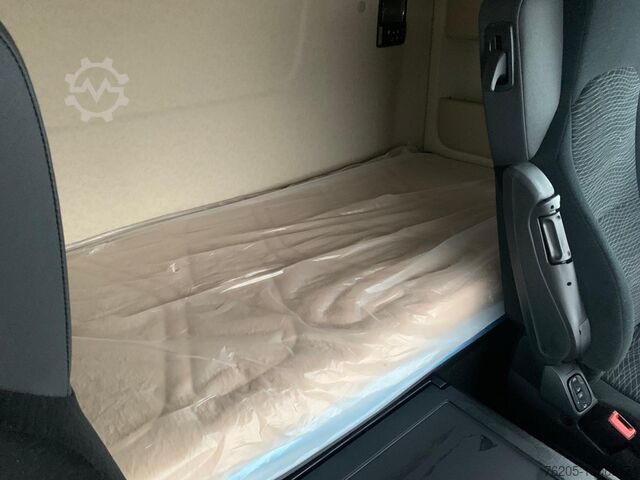 Volumen SZM Mercedes-Benz Actros 1848 LS nRL Navi Luft LED ACC SpurH AUT