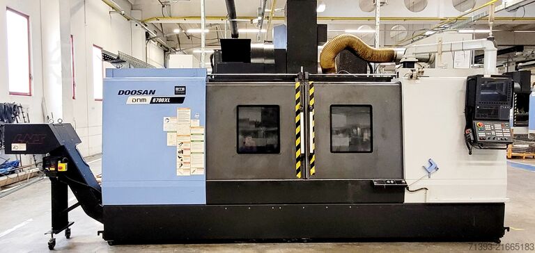 Machining center DOOSAN DNM 6700 XL
